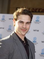 Grey Damon