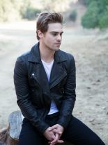 Grey Damon