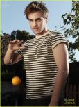 Grey Damon