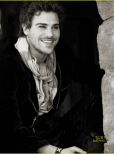 Grey Damon