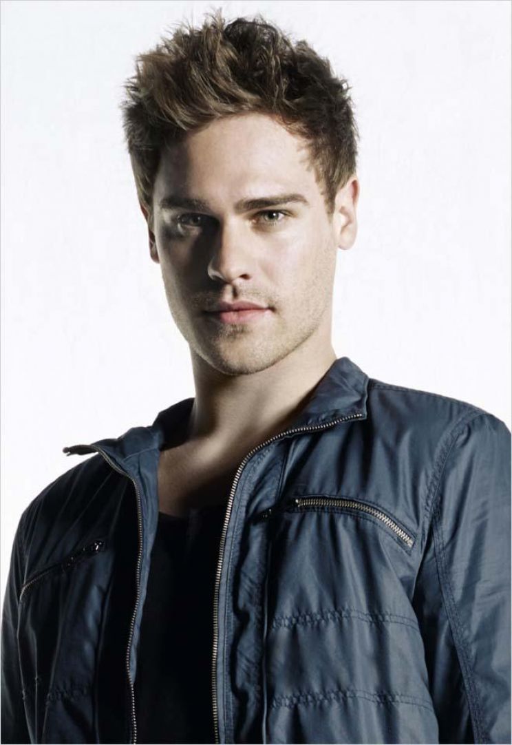 Grey Damon