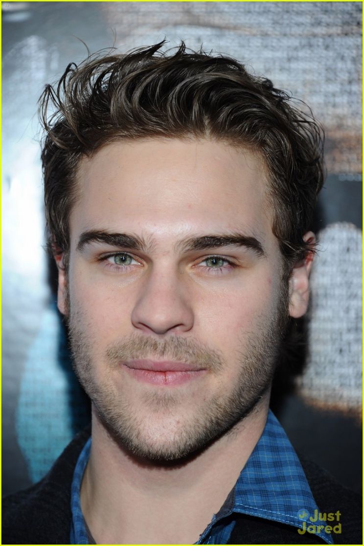 Grey Damon