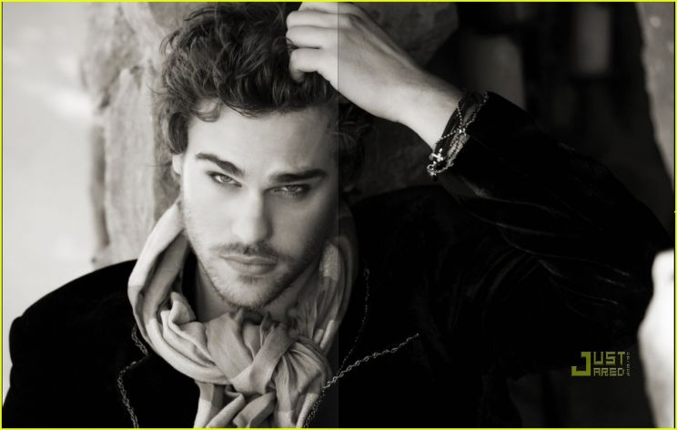 Grey Damon