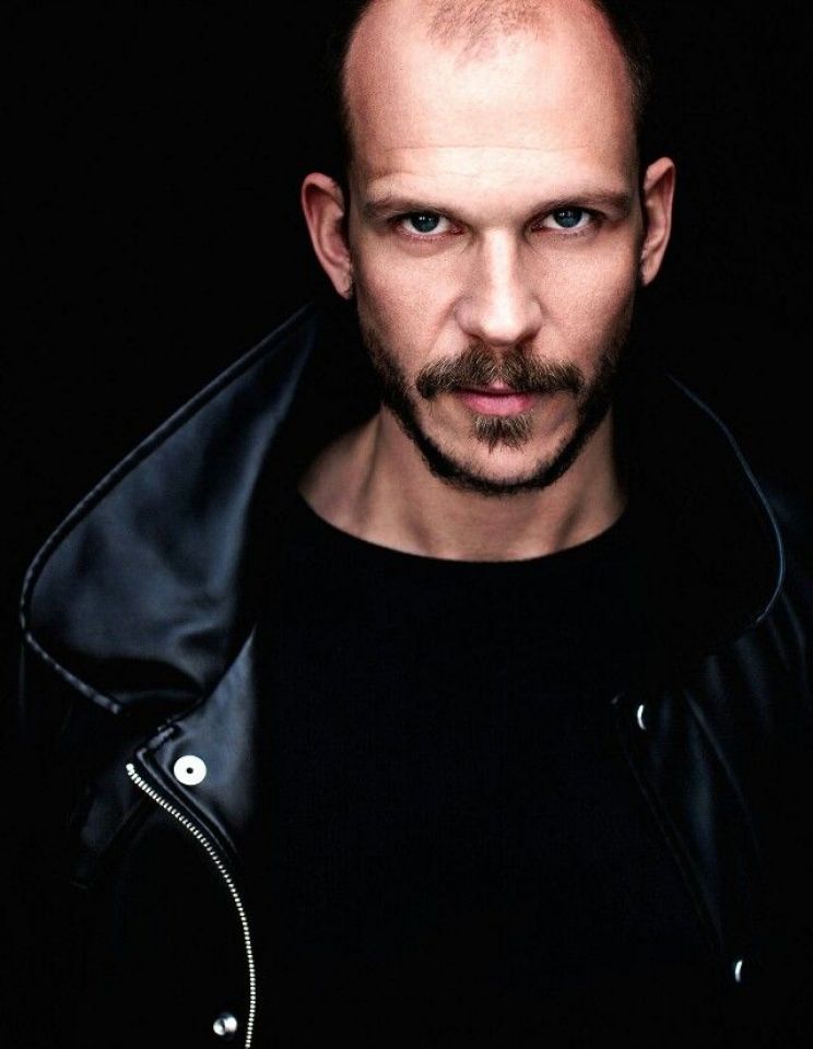 Gustaf Skarsgård