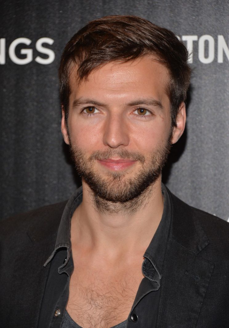 Guy Burnet