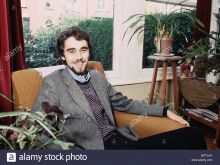 Guy Henry