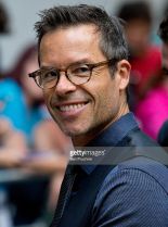 Guy Pearce