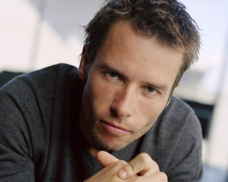 Guy Pearce