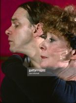 Gwen Verdon #1038626 picture (Portrait Medium)
