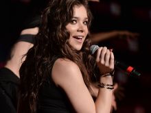 Hailee Steinfeld photo