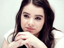 Hailee Steinfeld photo