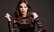 Hailee Steinfeld