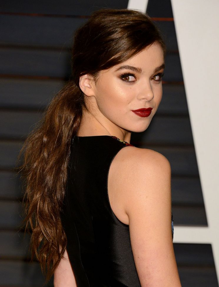 Hailee Steinfeld