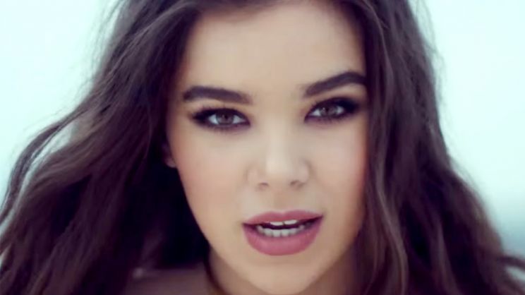 Hailee Steinfeld