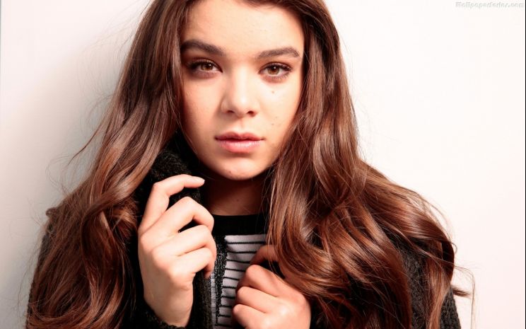 Hailee Steinfeld