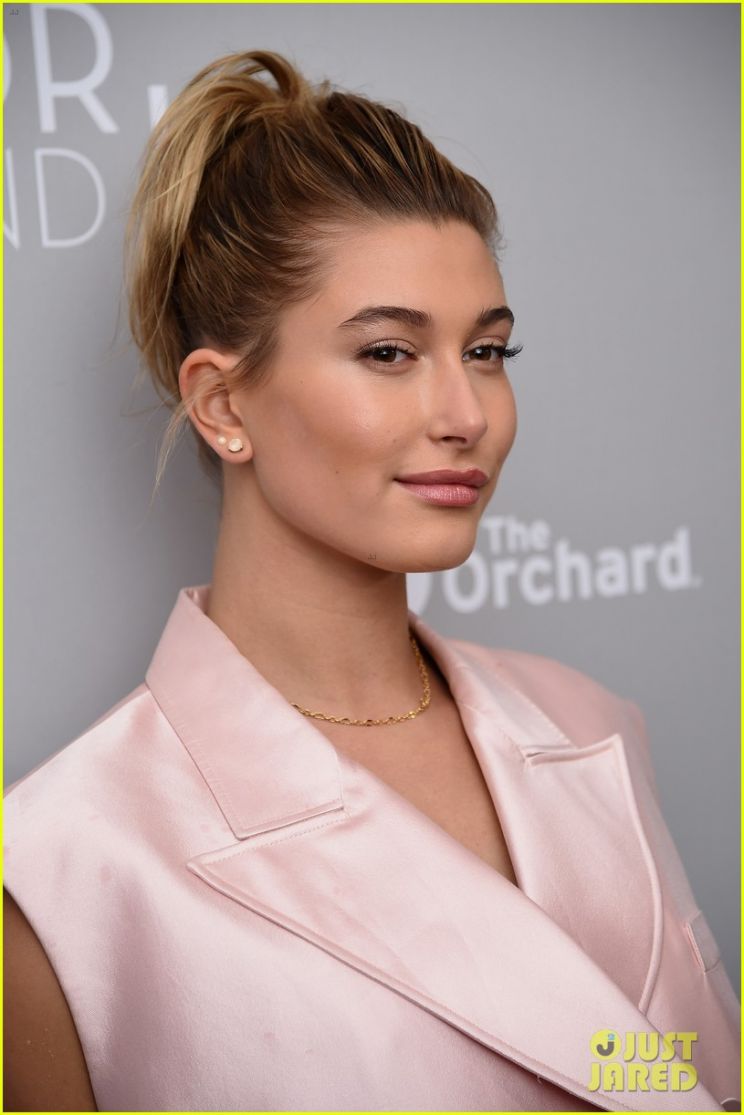 Hailey Baldwin