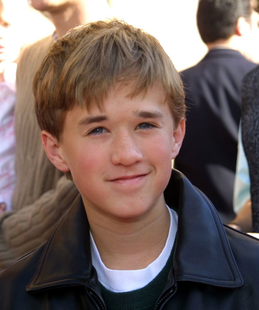 Pictures of Haley Joel Osment