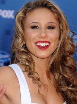 Haley Reinhart photo