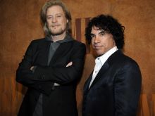 Hall & Oates