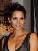 Halle Berry photo