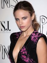 Halston Sage