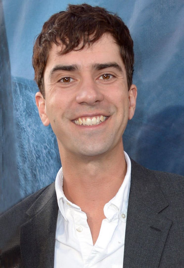 Pictures of Hamish Linklater