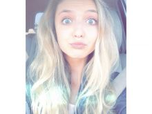 Hana Hayes photo