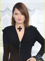 Hana Mae Lee photo