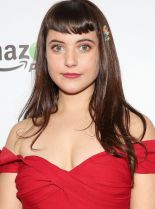 Hannah Dunne #102649 picture (Portrait Medium)