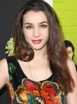 Hannah Marks