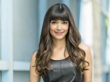 Hannah Simone