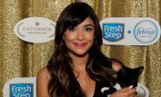 Hannah Simone