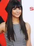 Hannah Simone