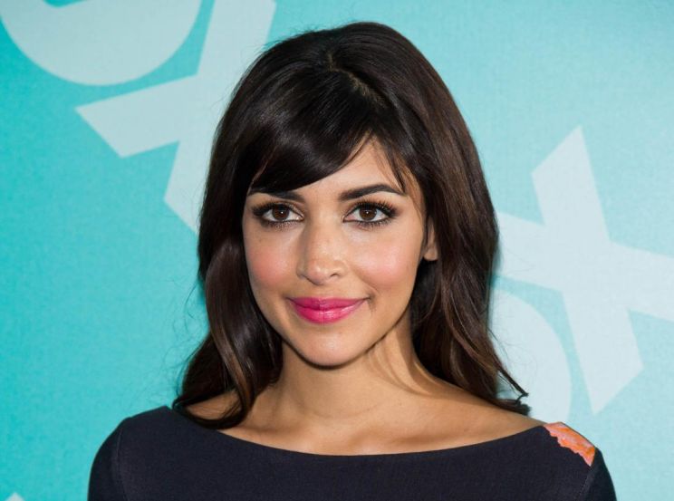 Hannah Simone