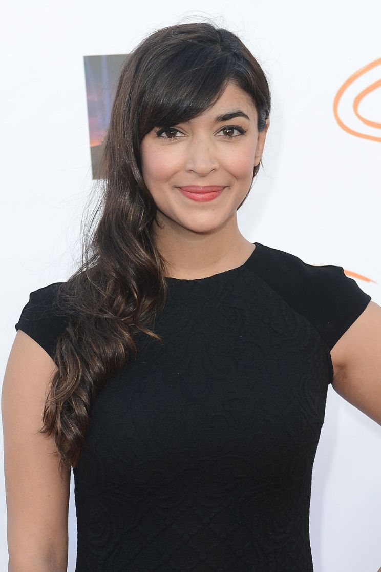 Hannah Simone