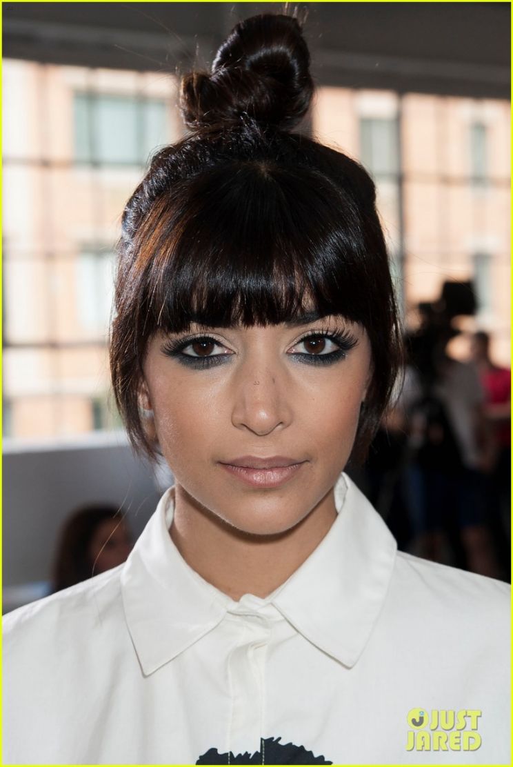 Hannah Simone