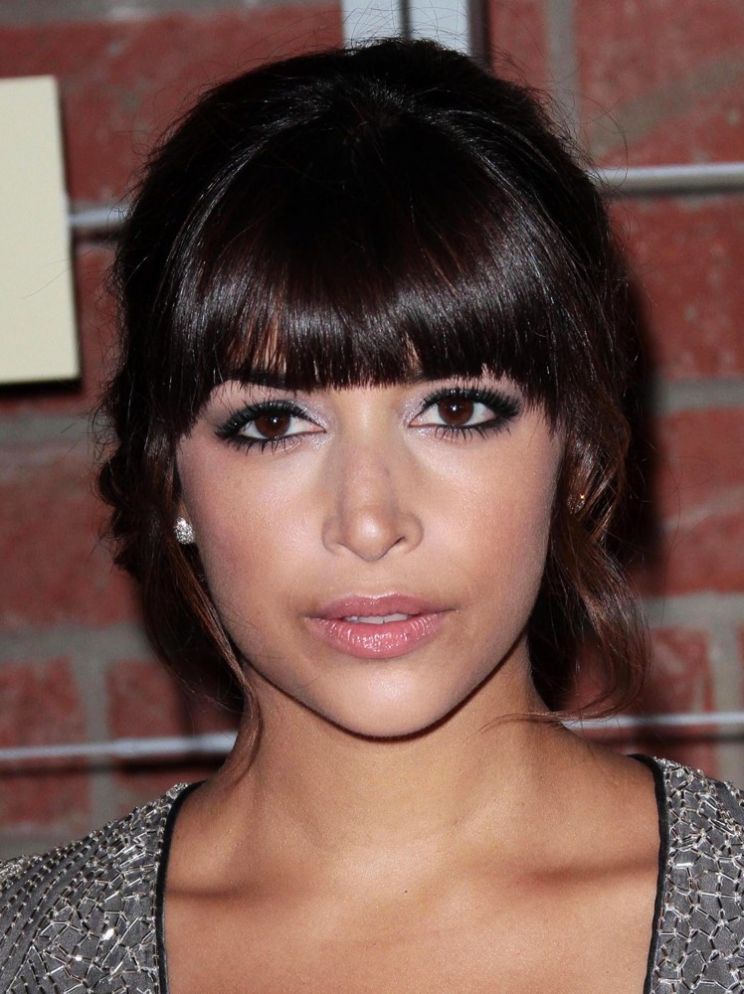 Hannah Simone