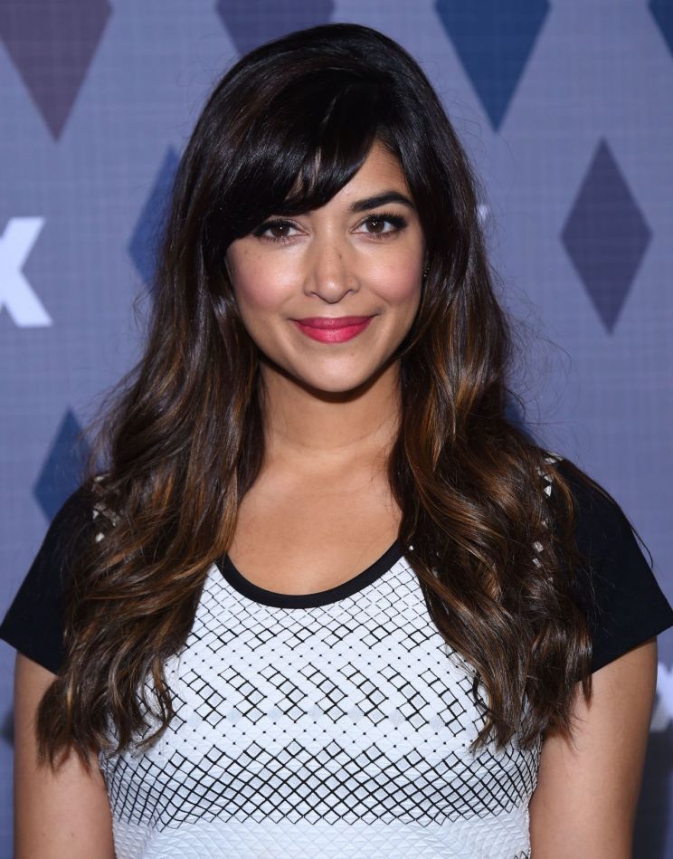 Hannah Simone