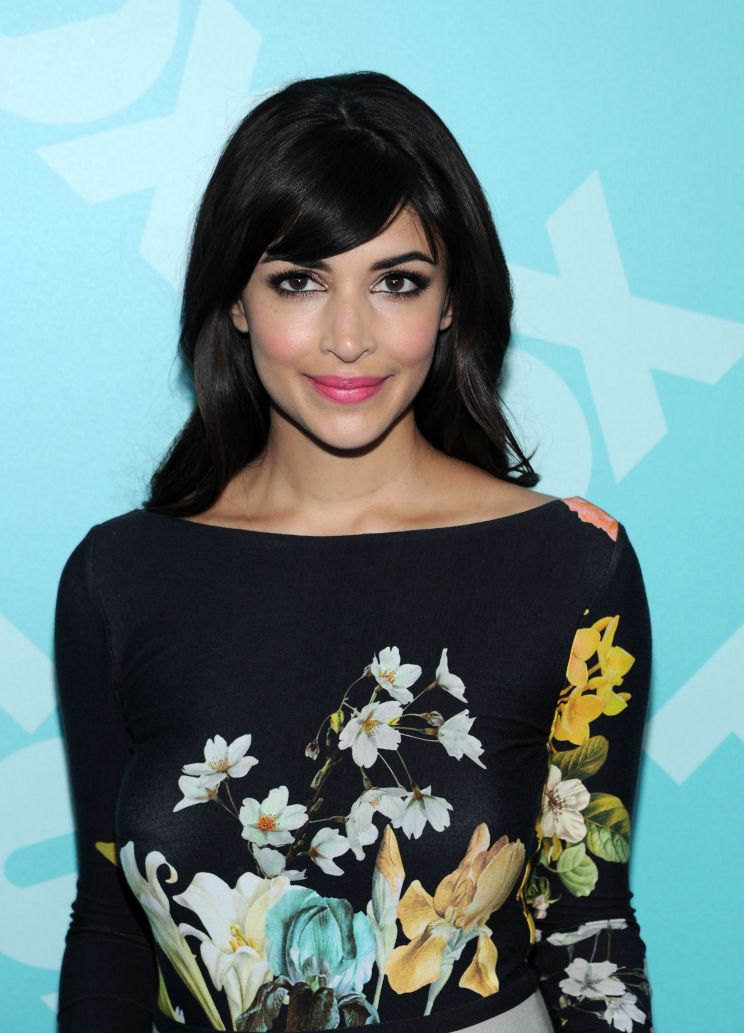 Hannah Simone