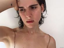 Hari Nef
