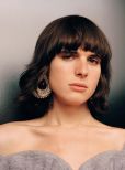 Hari Nef