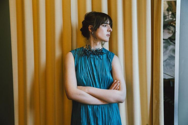 Hari Nef