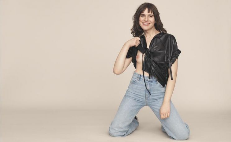 Hari Nef