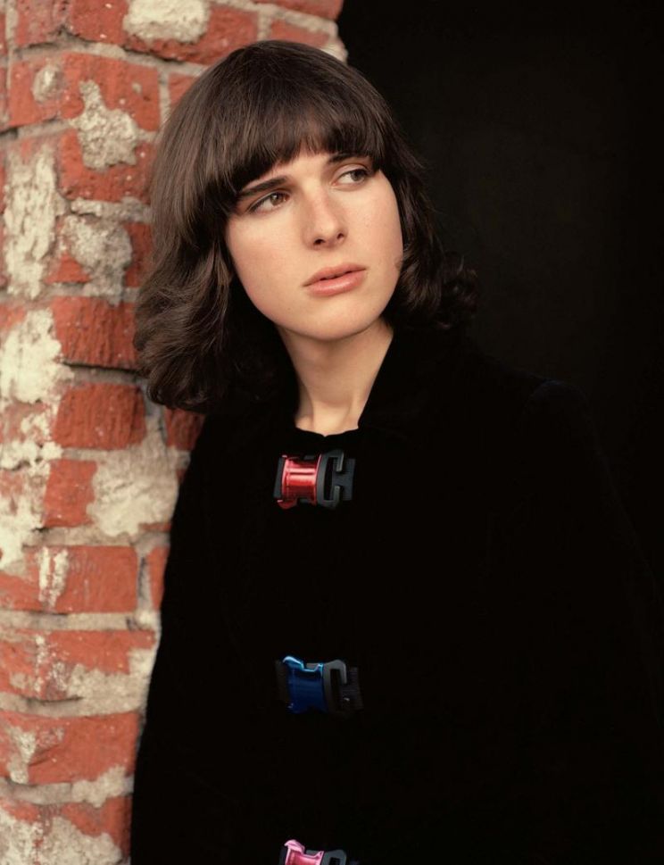 Hari Nef