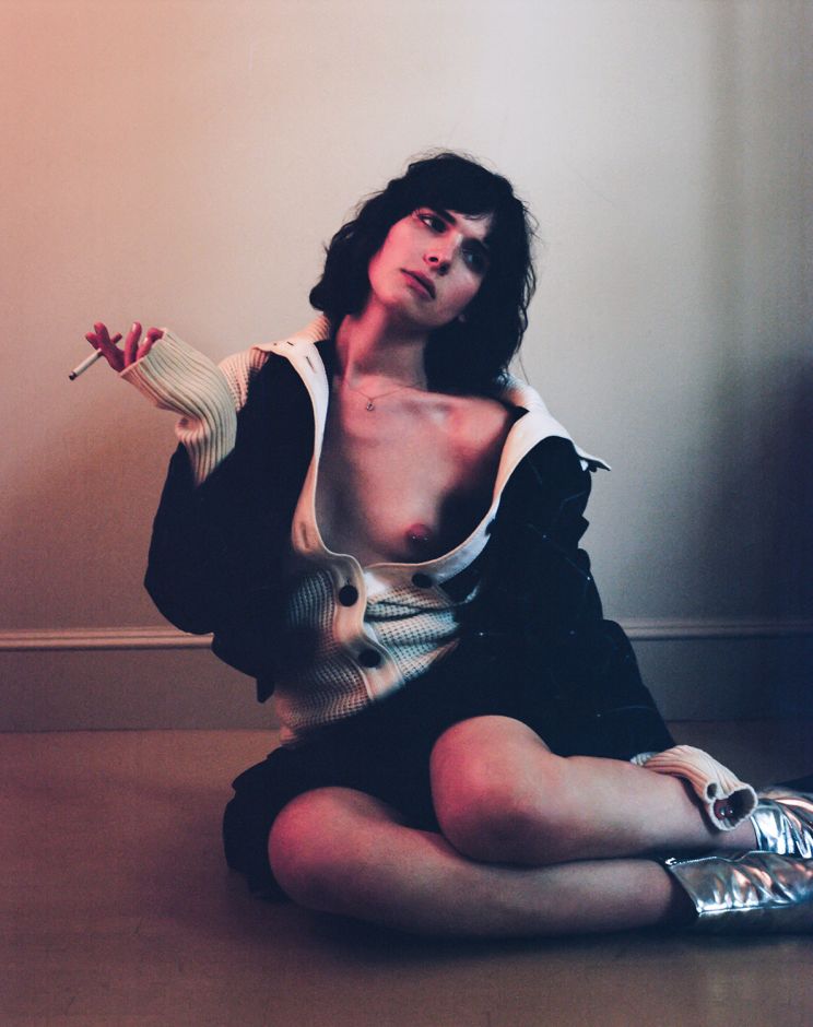 Hari Nef