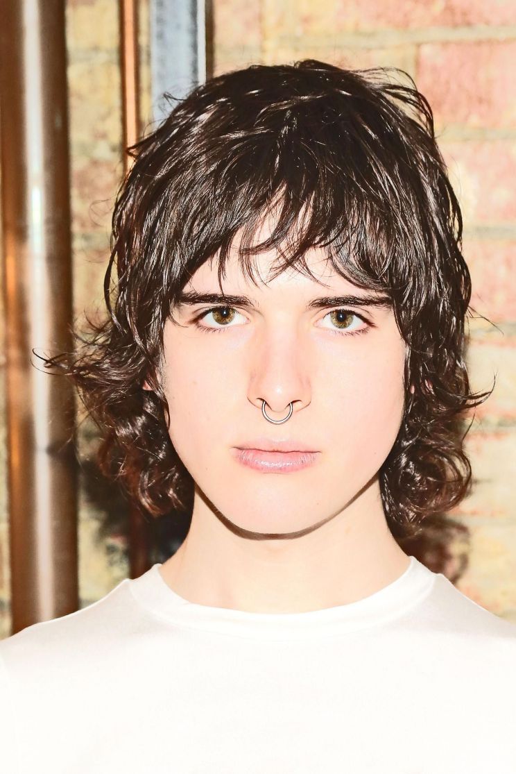 Hari Nef