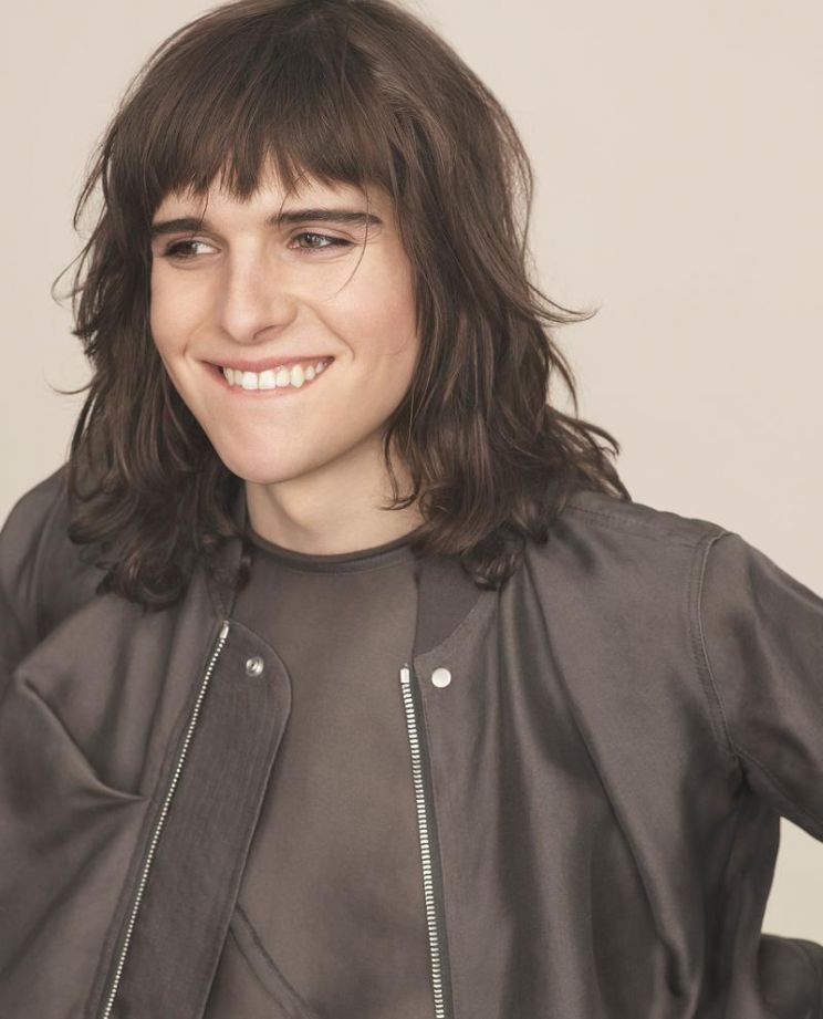 Hari Nef