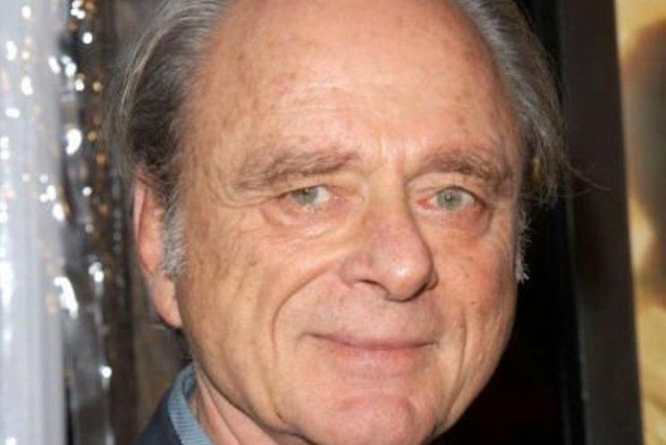 Harris Yulin