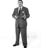 Harry Secombe