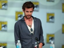 Harry Treadaway photo